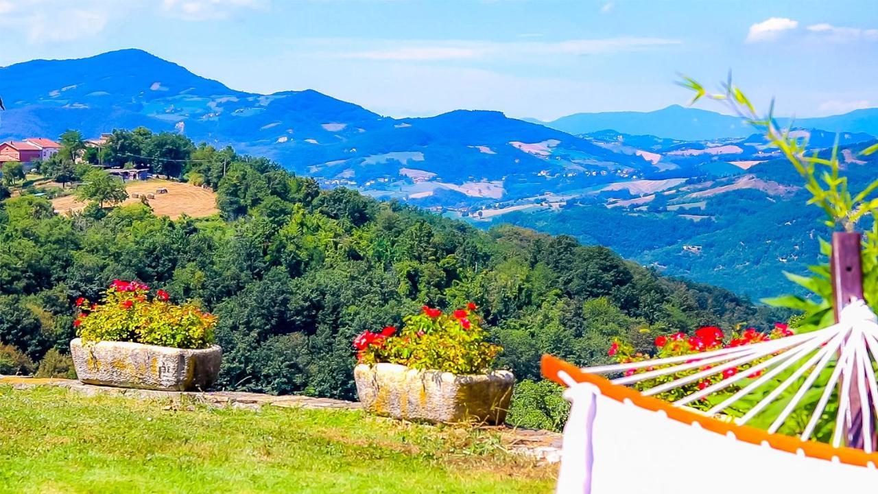 L'Angolo Di Verlano Canossa Eksteriør bilde